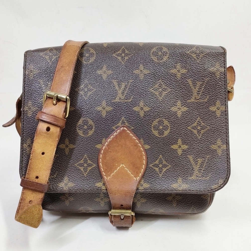 🏅🏆 1/59 Will Win This Chanel Tote!! $25 Jebwa Credit & Free Shipping!! 🏆🏅 - Picture 3 of 6
